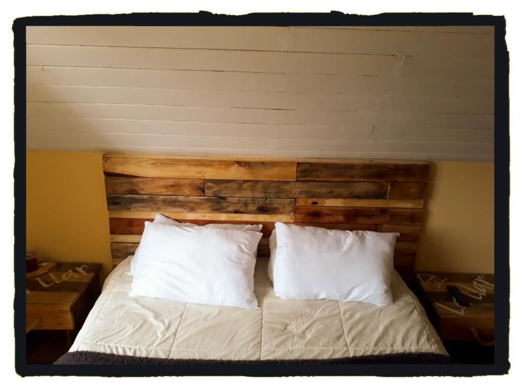 פנגיפולי La Llar Hostel מראה חיצוני תמונה