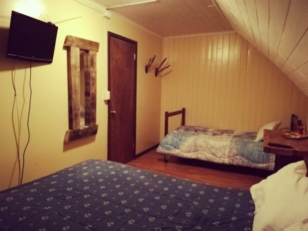 פנגיפולי La Llar Hostel מראה חיצוני תמונה