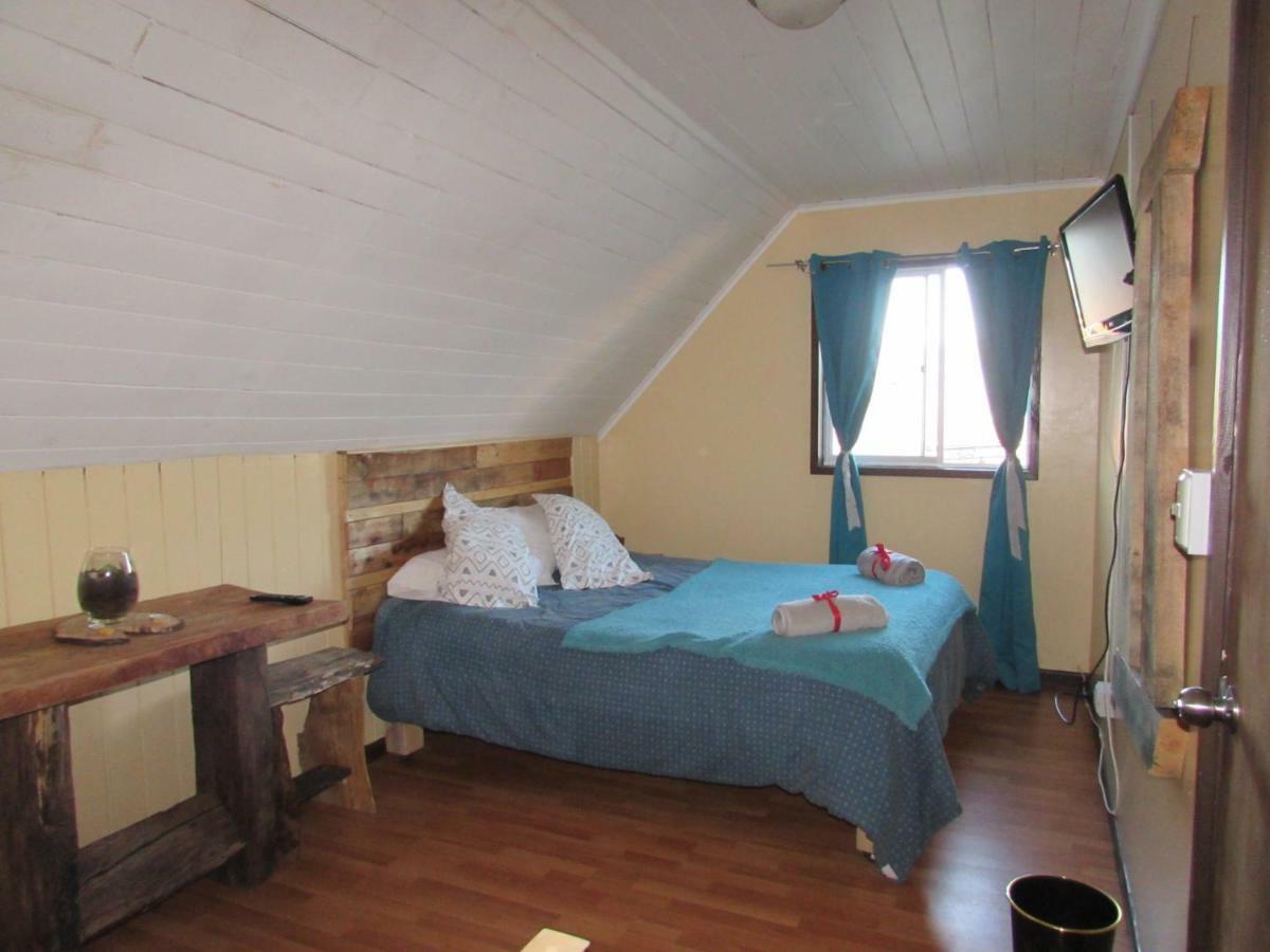 פנגיפולי La Llar Hostel מראה חיצוני תמונה