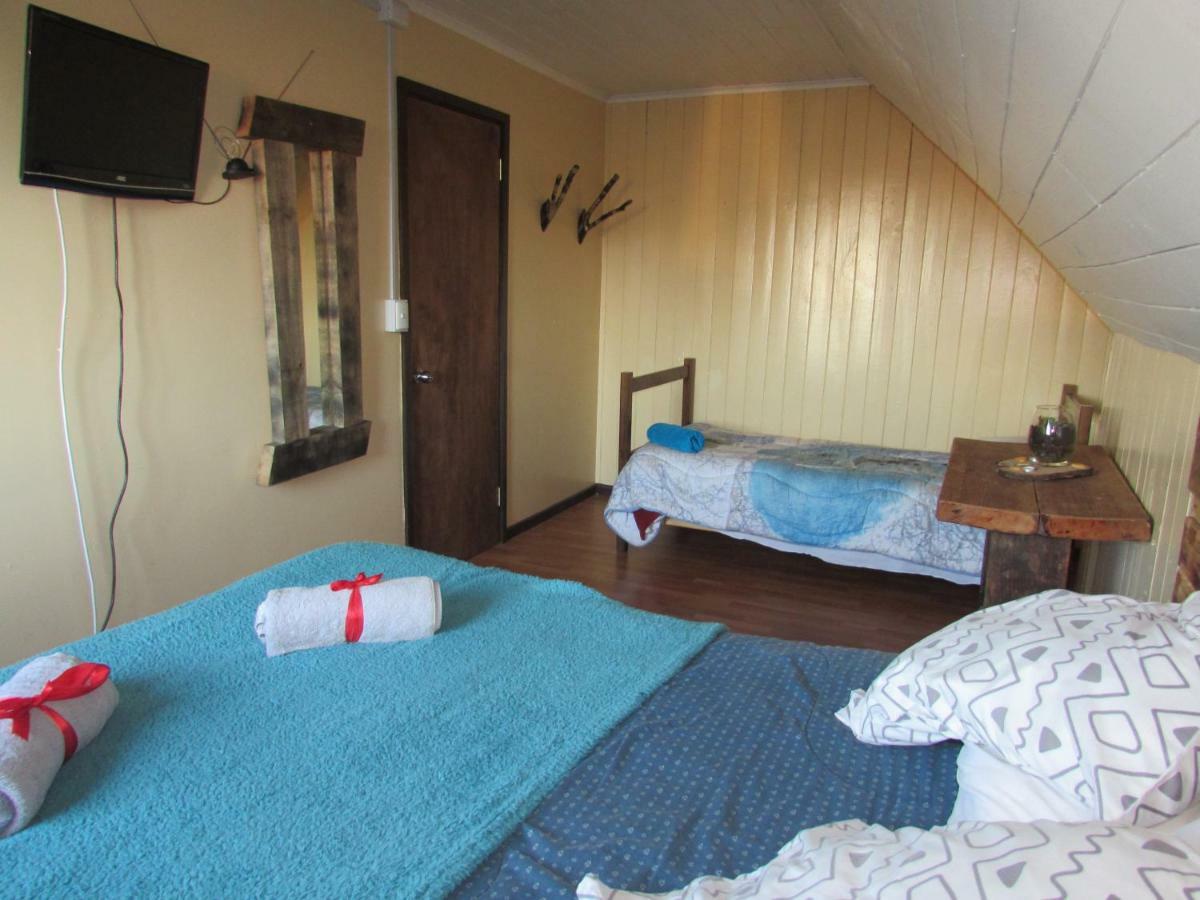 פנגיפולי La Llar Hostel מראה חיצוני תמונה